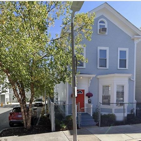 Your Home Away From Home - Jamaica Plain, Boston Exterior photo